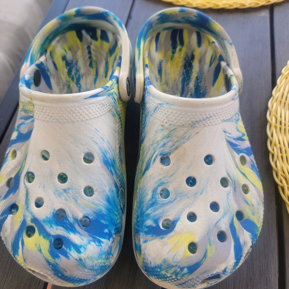 Crocs